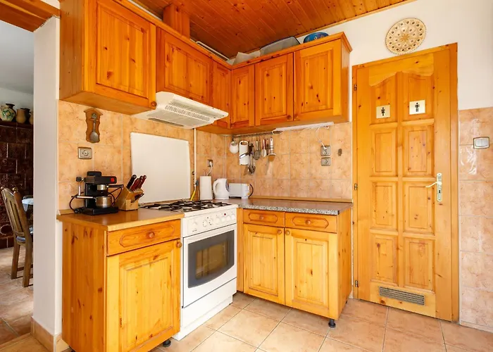 Magnolia By Interhome * Latrany